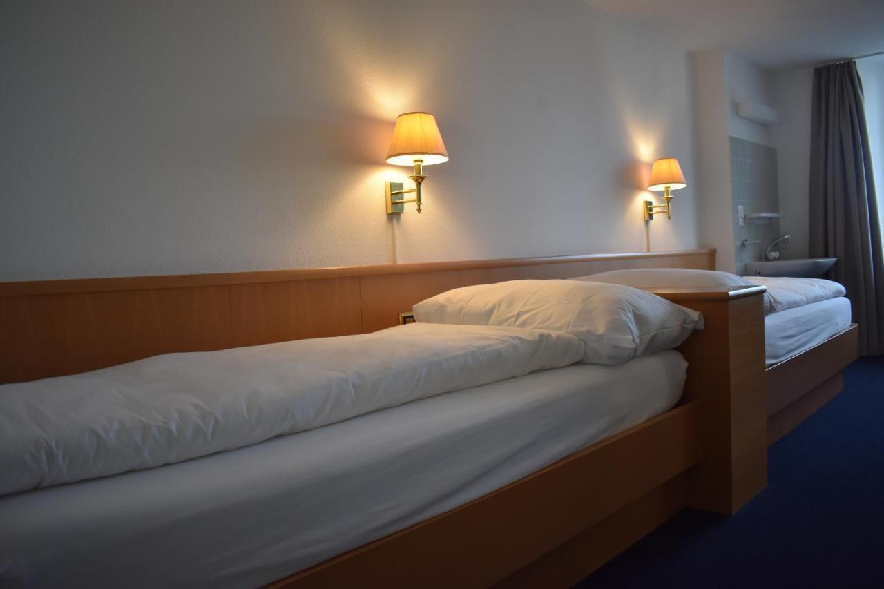 Hotel Schwert Näfels Extérieur photo