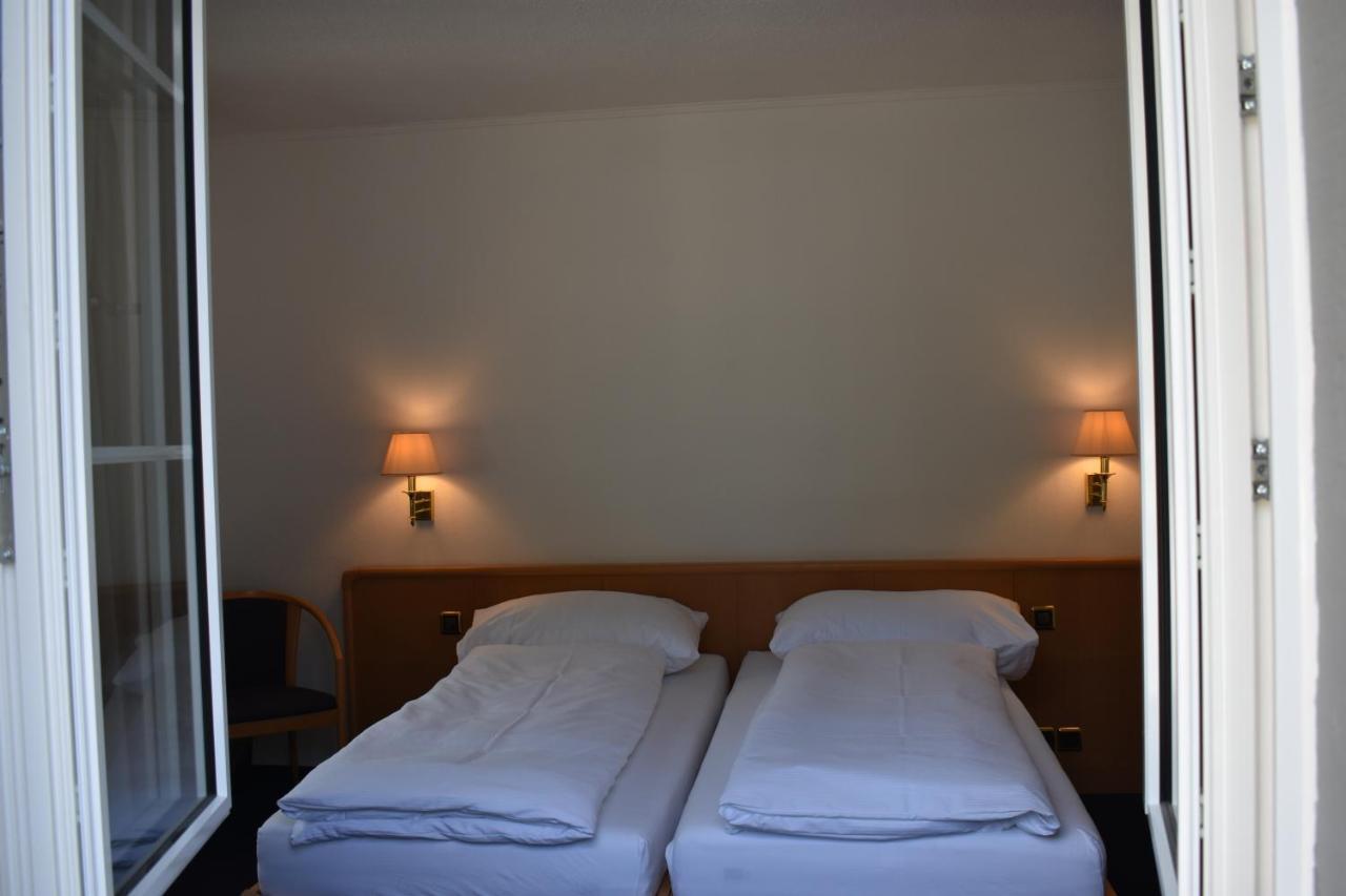 Hotel Schwert Näfels Extérieur photo