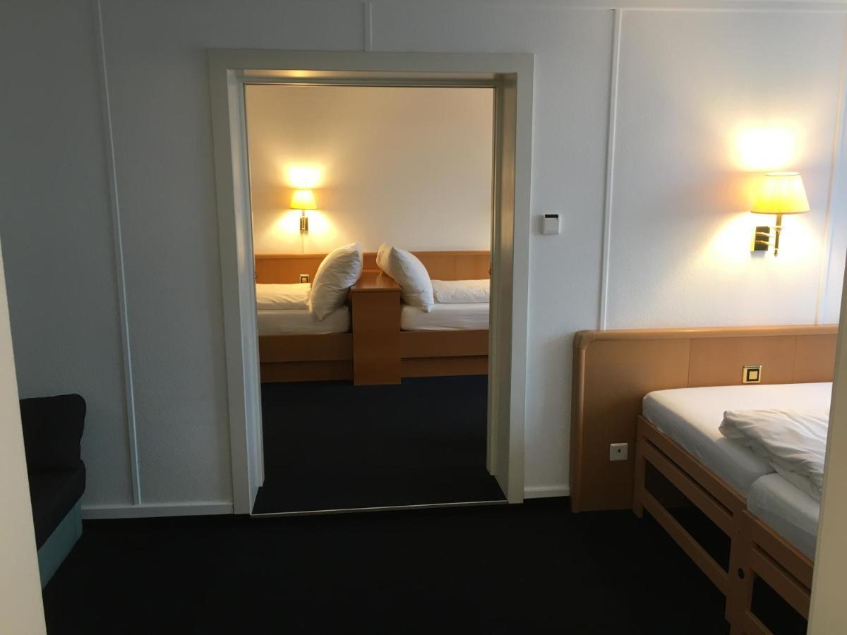 Hotel Schwert Näfels Extérieur photo